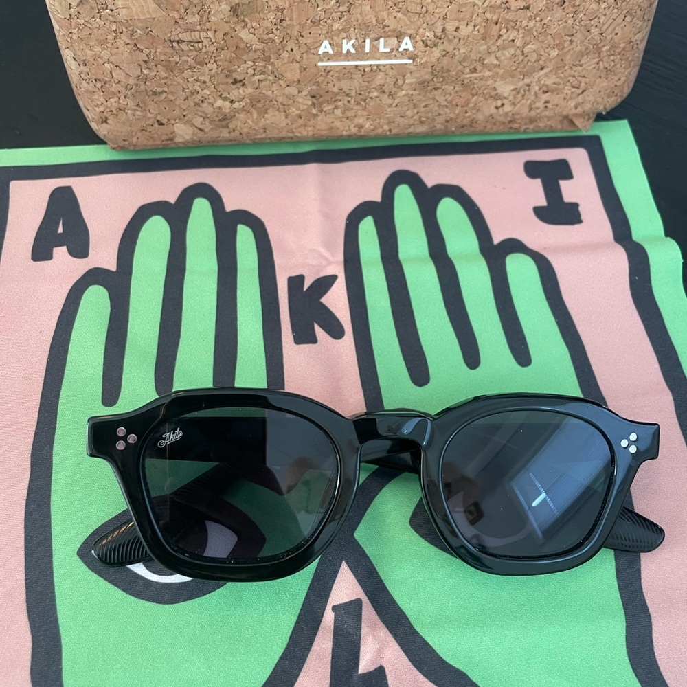 SOLD Akila Black Sunglasses